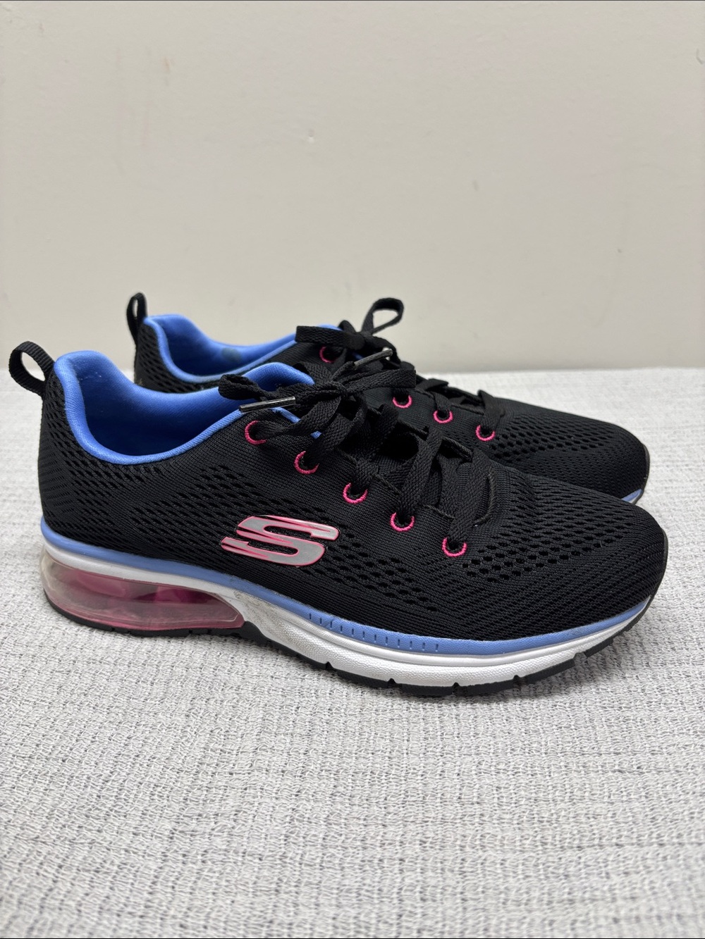 Skechers Lite-Weight Cushion Lace Up Sneakers Shoes Black Pink 56068R Women 8